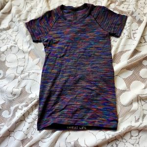 Lululemon Size 4 Rainbow Tee